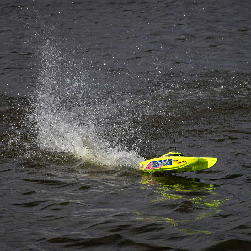 Blackjack 24" V2 Catamaran Brushless: RTR, Heat Wave Visual 9